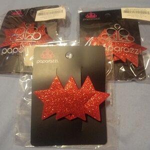 Paparazzi Dazzling Red Star Earrings